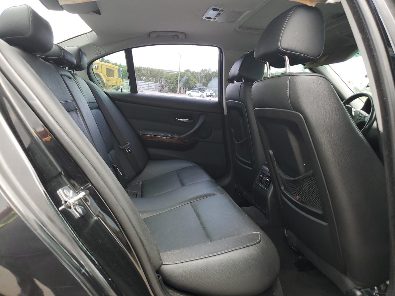 2009 BMW 328 I VIN: WBAPH77549NM30743 Lot: 60625494