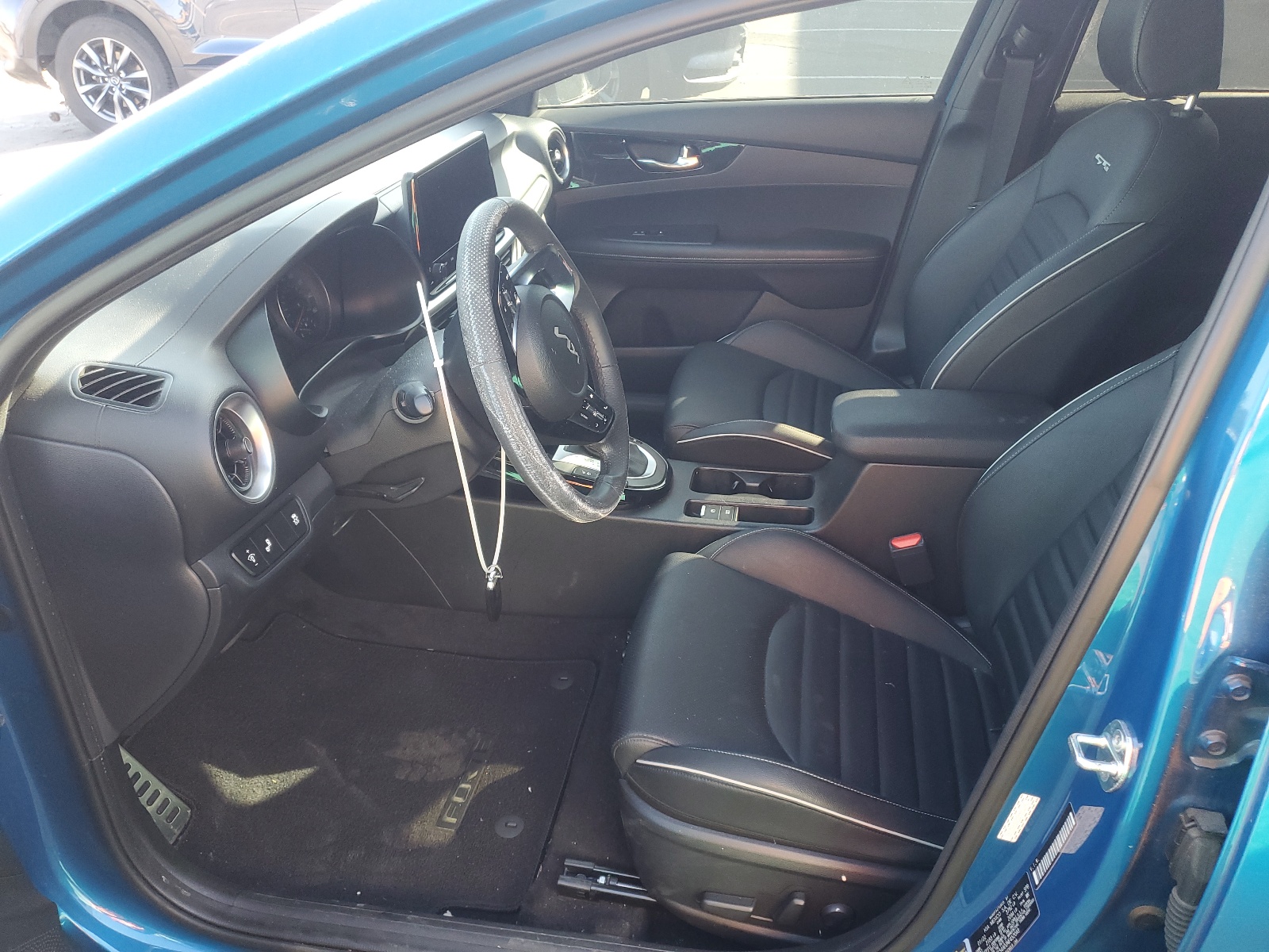 3KPF54AD2NE452048 2022 Kia Forte Gt Line