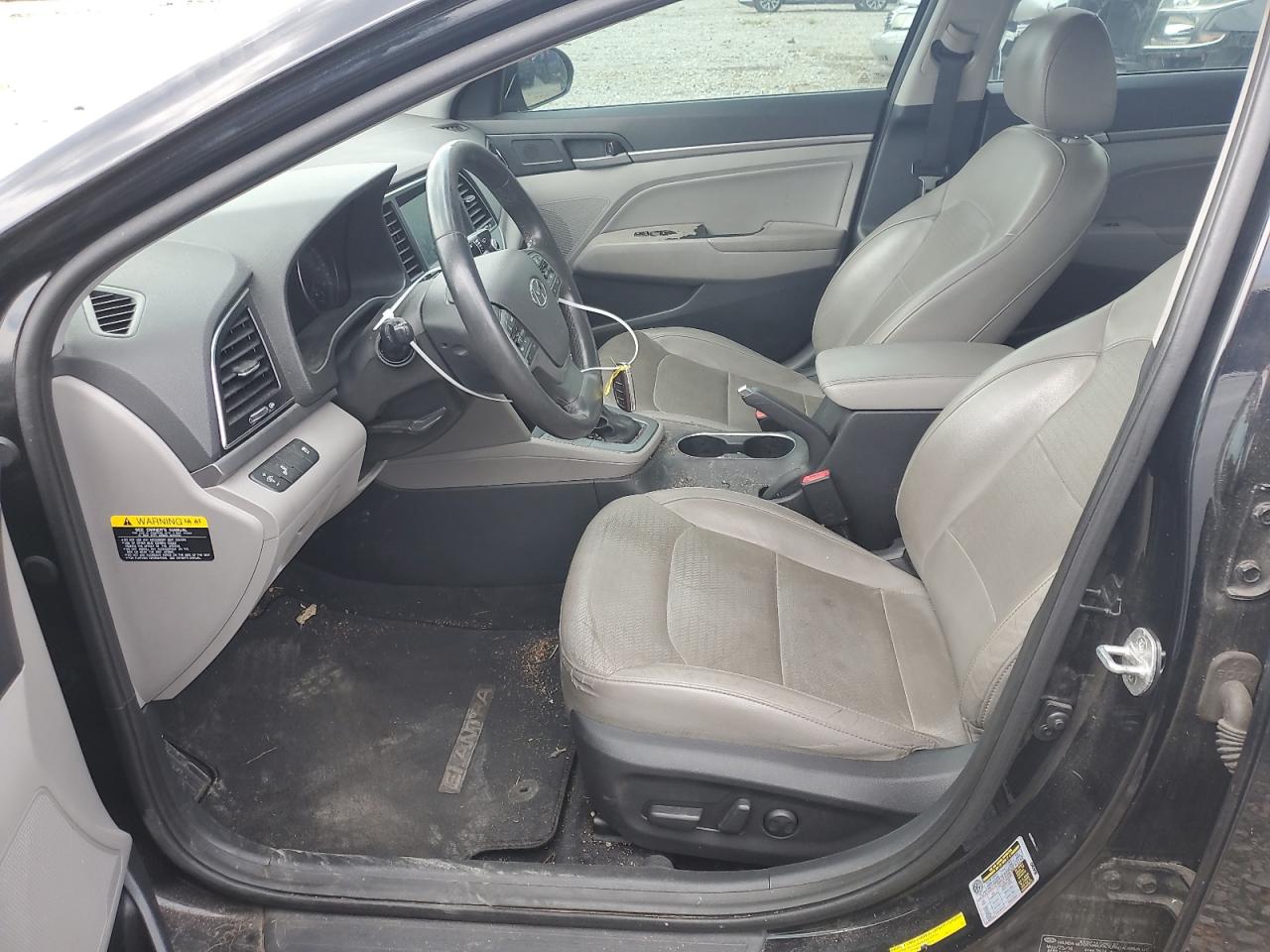 2017 Hyundai Elantra Se VIN: 5NPD84LF2HH082717 Lot: 59545454