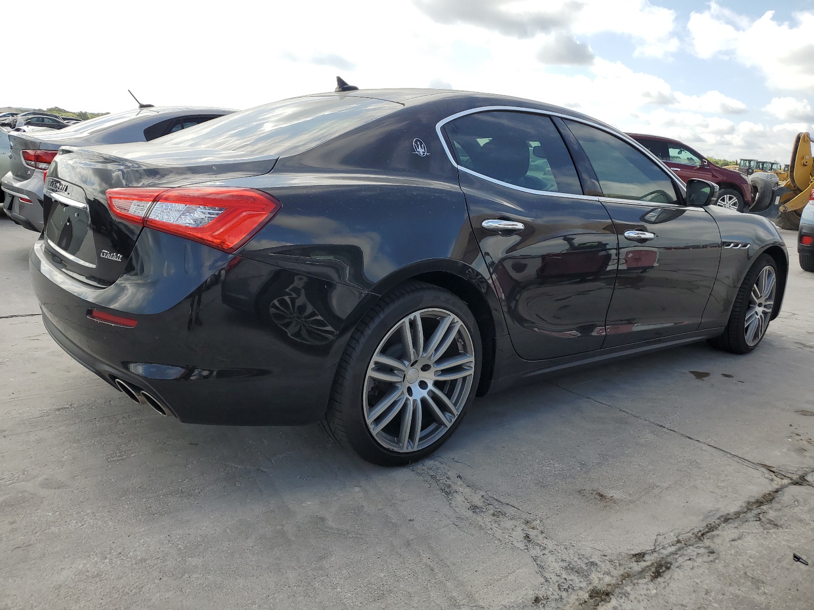 2019 Maserati Ghibli vin: ZAM57XSAXK1308611