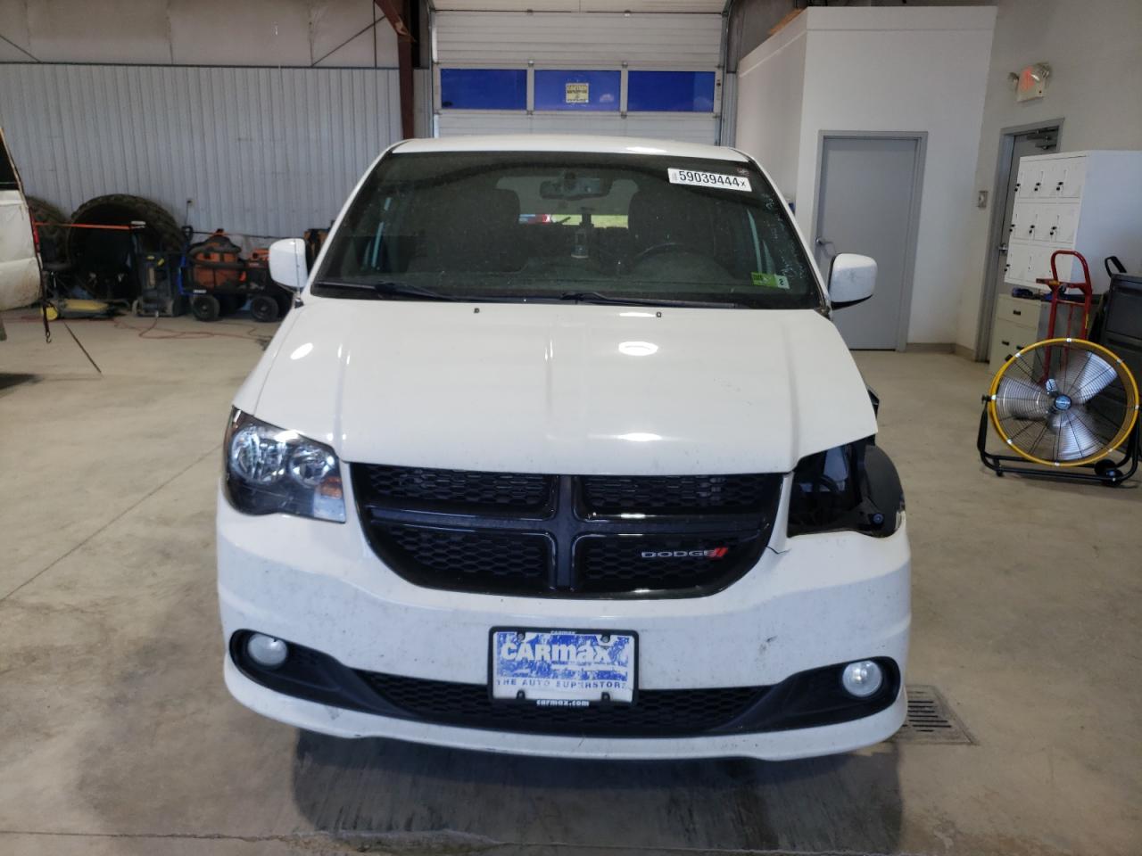 2014 Dodge Caravan - Image 5