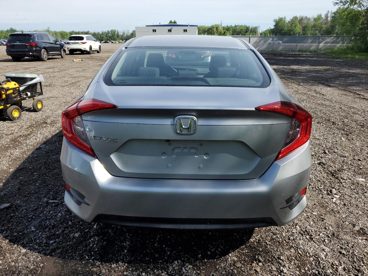 2HGFC2F56JH012359 2018 Honda Civic Lx