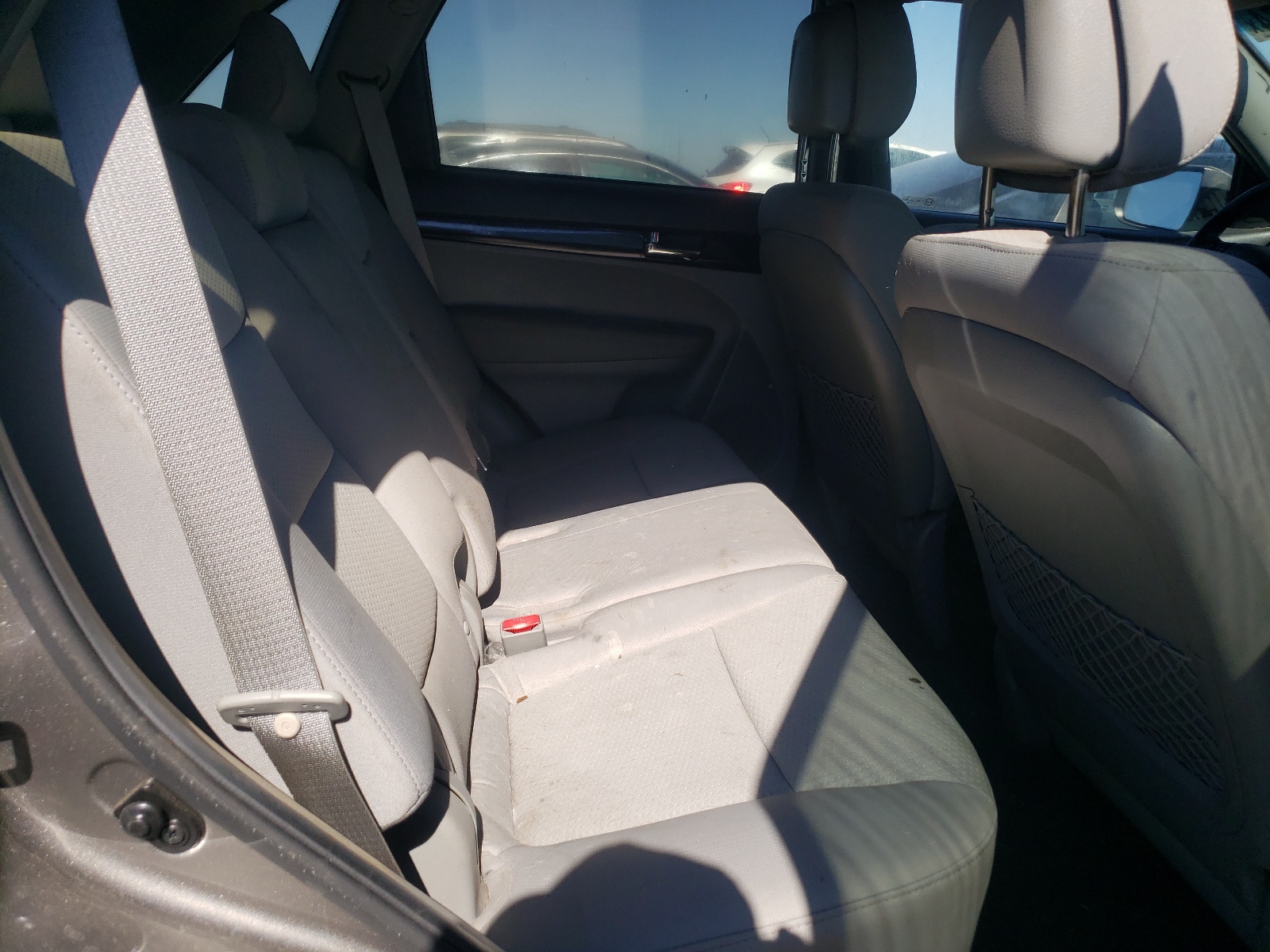 5XYKT3A69CG306035 2012 Kia Sorento Base