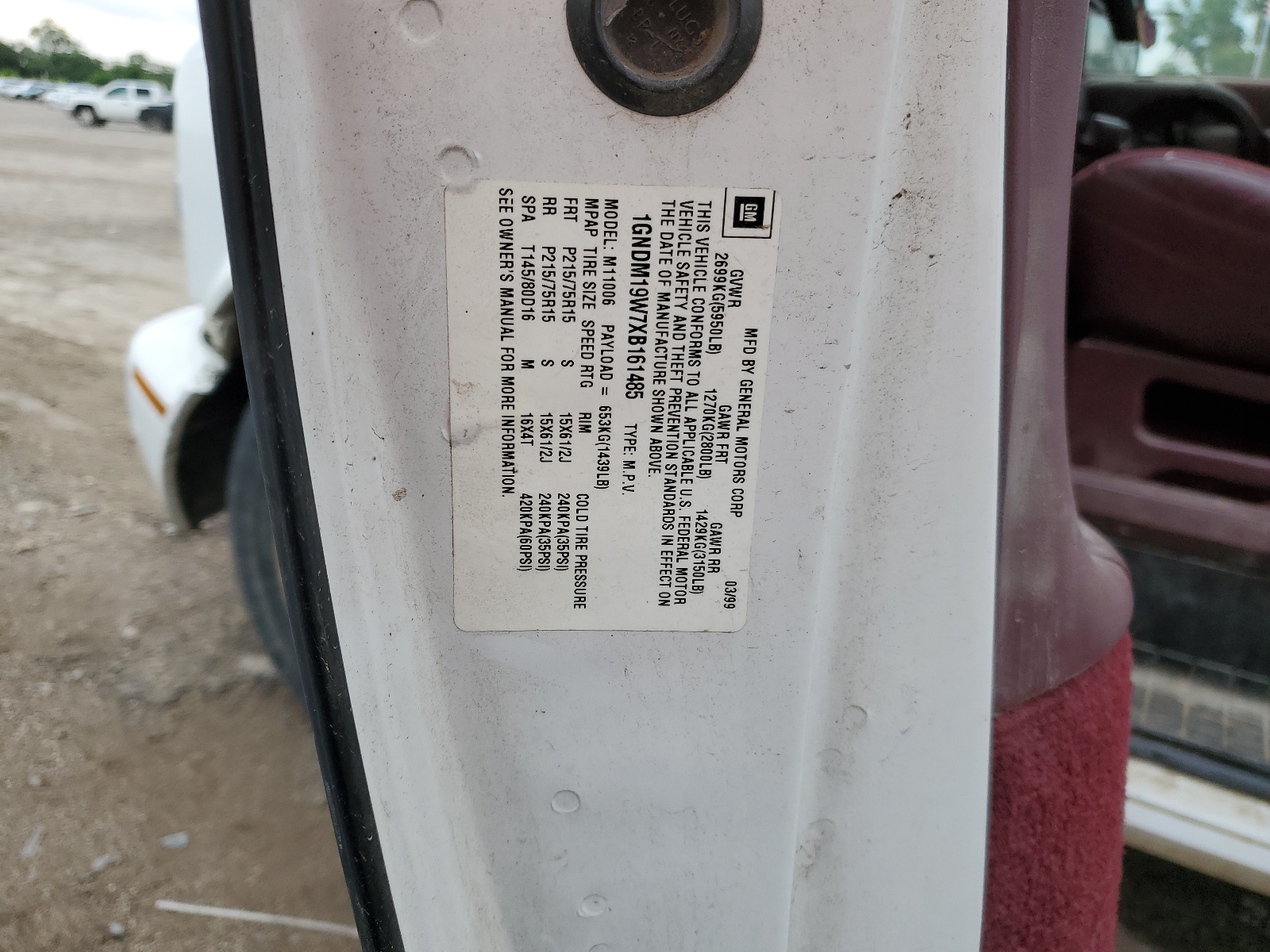 1GNDM19W7XB161485 1999 Chevrolet Astro