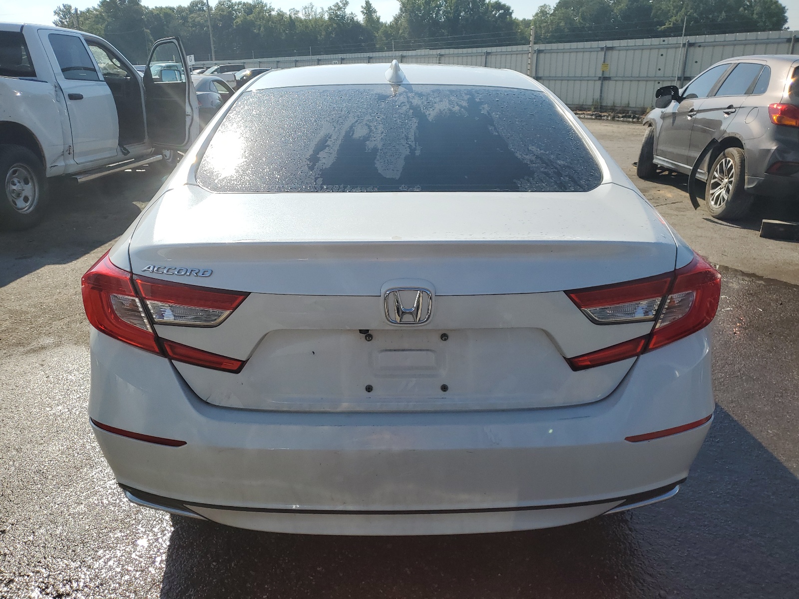 2018 Honda Accord Exl vin: 1HGCV1F64JA175722