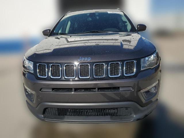 3C4NJDBBXKT723482 | 2019 Jeep compass latitude