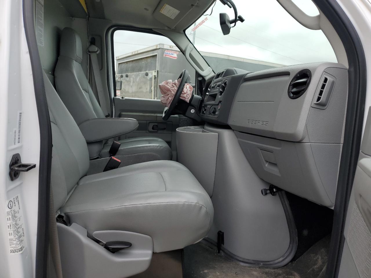 2022 Ford Econoline E350 Super Duty Cutaway Van VIN: 1FDWE3FK9NDC29780 Lot: 57814124