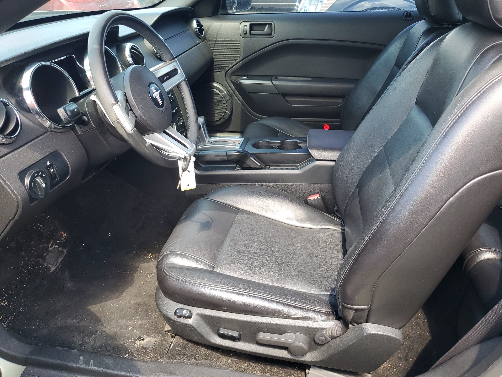 1ZVFT80N965252043 2006 Ford Mustang