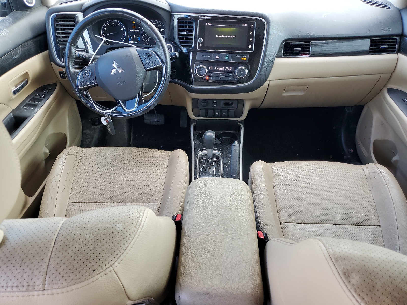 JA4AD3A31HZ062463 2017 Mitsubishi Outlander Se