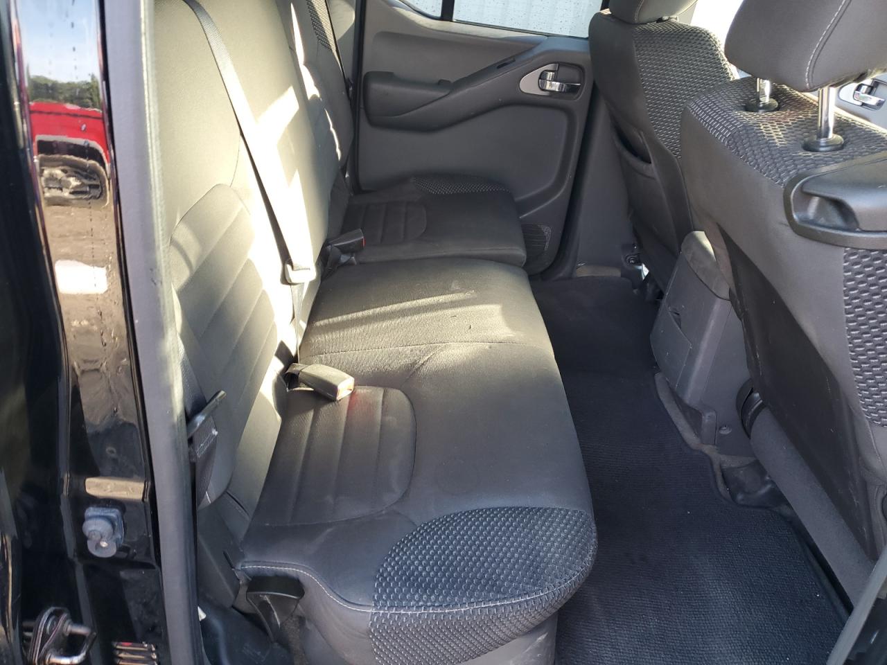 2013 Nissan Navara (Frontier) - Image 10