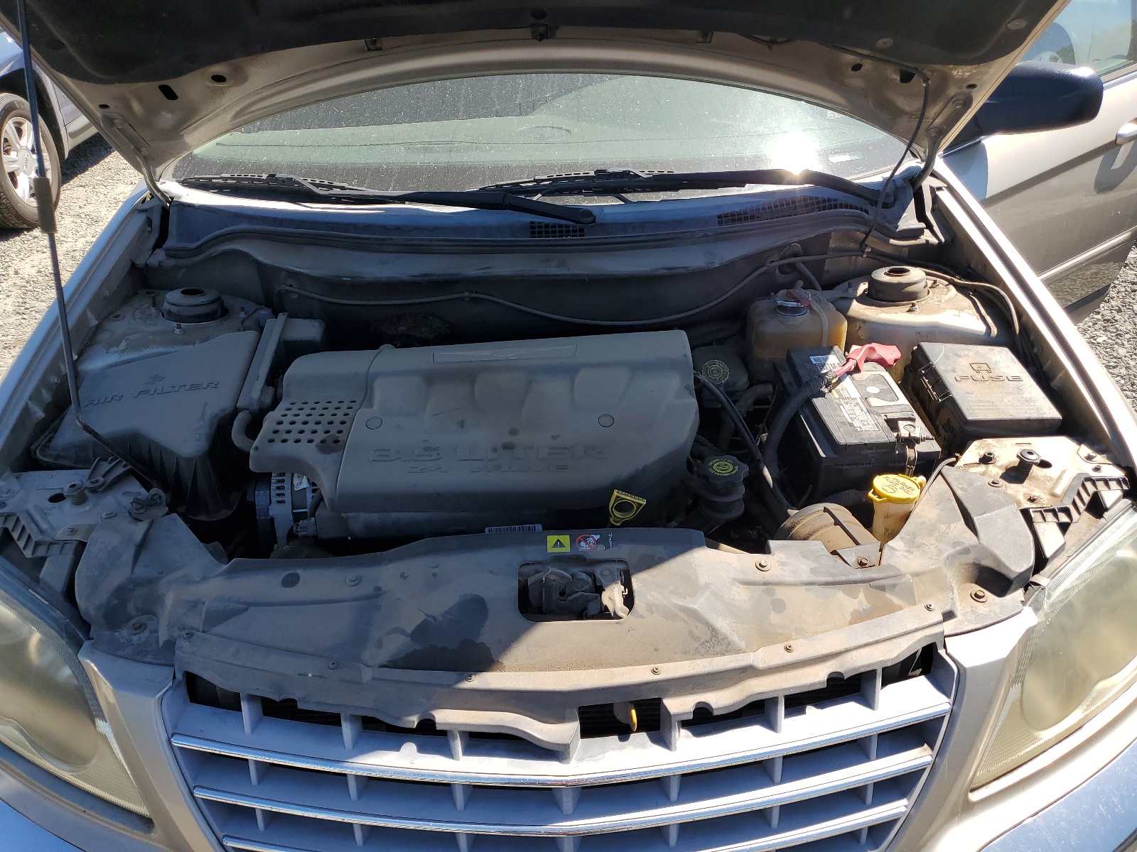 2C8GF68434R369906 2004 Chrysler Pacifica