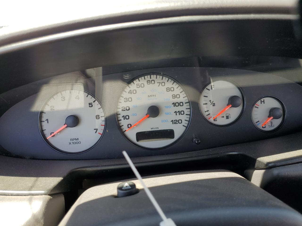 2000 Dodge Stratus Se VIN: 1B3EJ46X1YN199428 Lot: 58136124