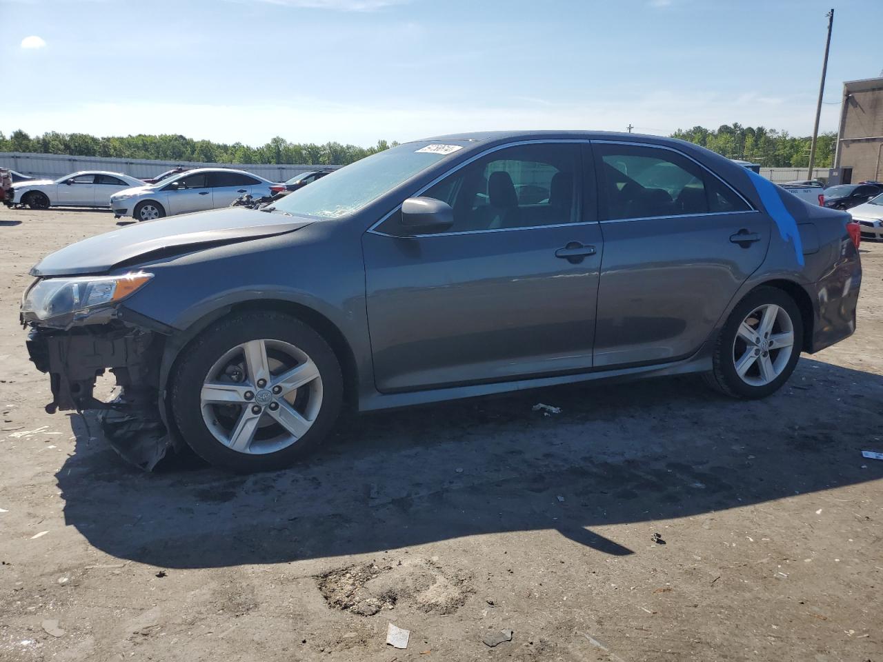 VIN 4T1BF1FK0DU220447 2013 TOYOTA CAMRY no.1