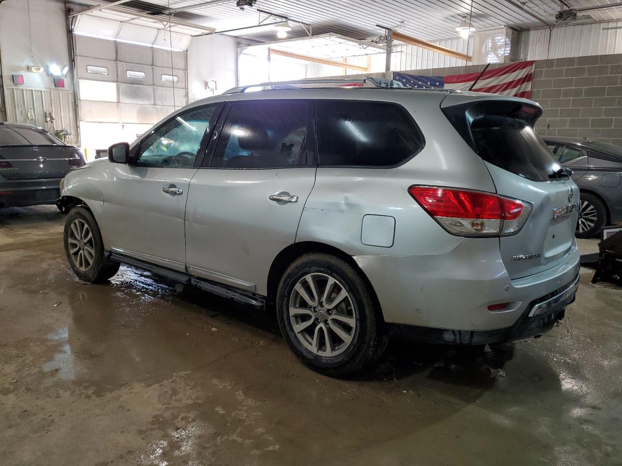 VIN 5N1AR2MNXGC614067 2016 NISSAN PATHFINDER no.2