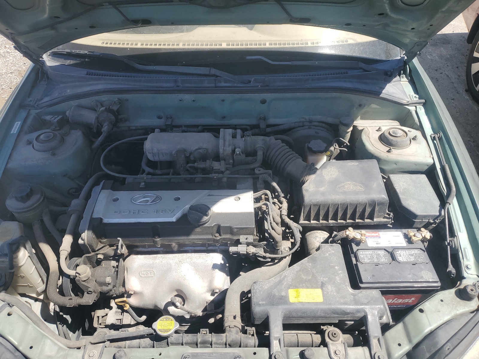 KMHCF35C74U318143 2004 Hyundai Accent L