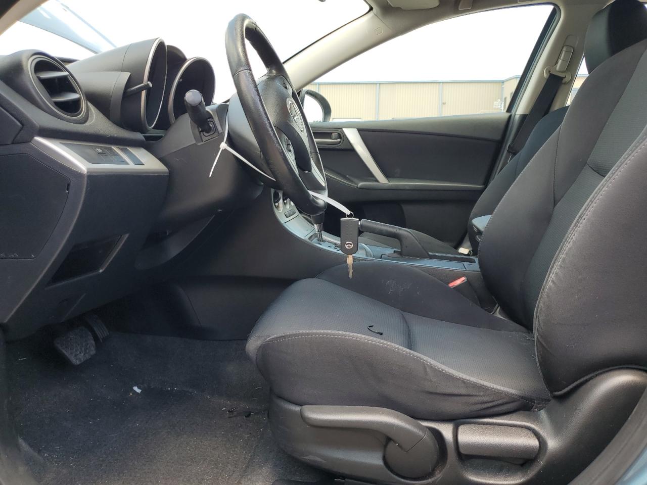 2010 Mazda 3 S VIN: JM1BL1H66A1268173 Lot: 60381634