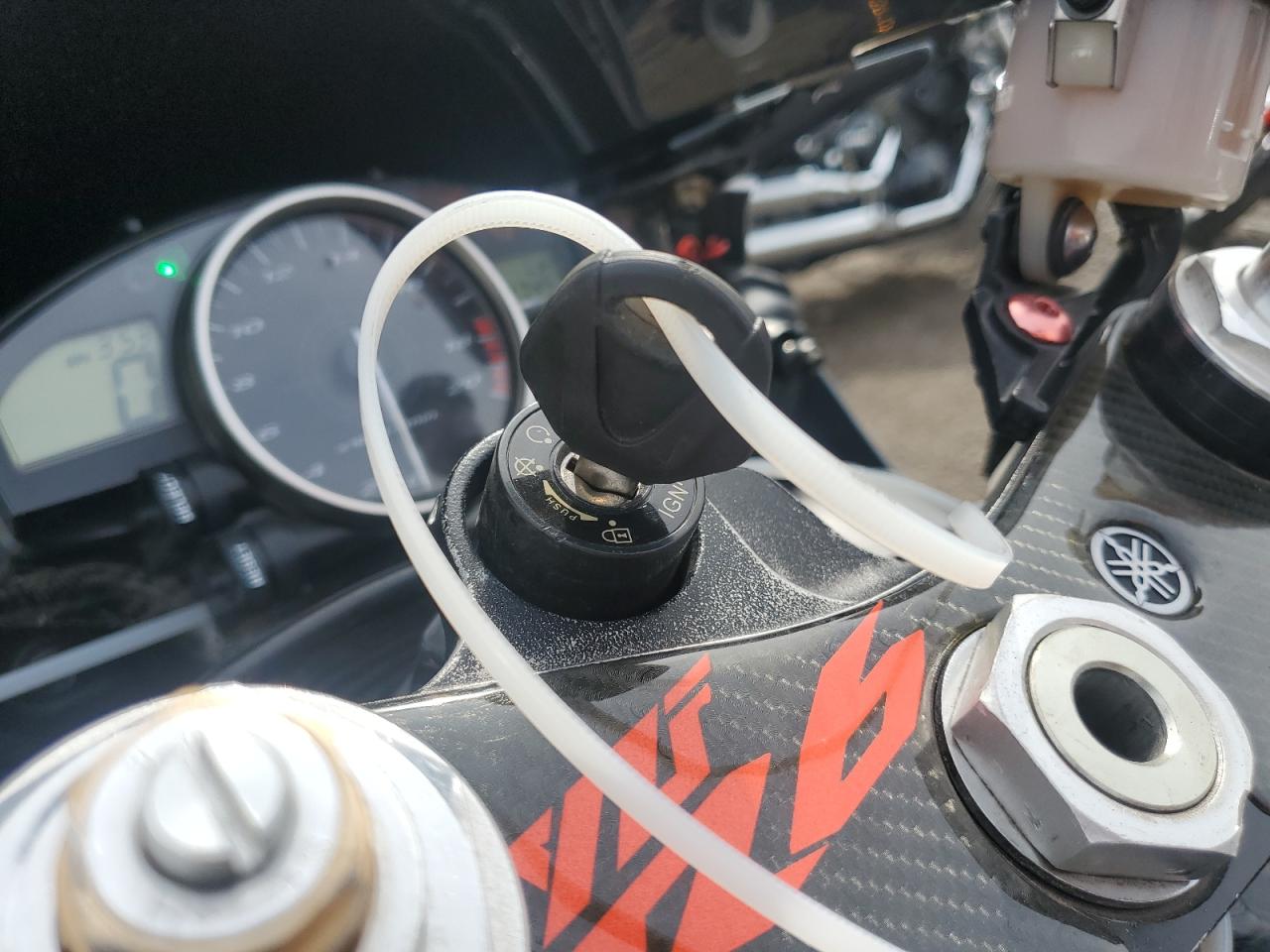 2006 Yamaha Yzfr6 L VIN: JYARJ12E06A006186 Lot: 70605104