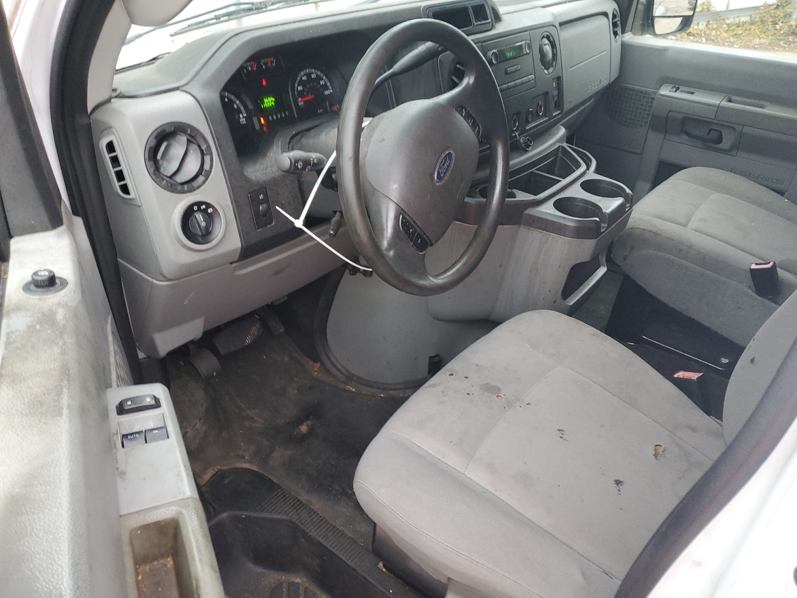 1FTNE2EW4EDA80256 2014 Ford Econoline E250 Van