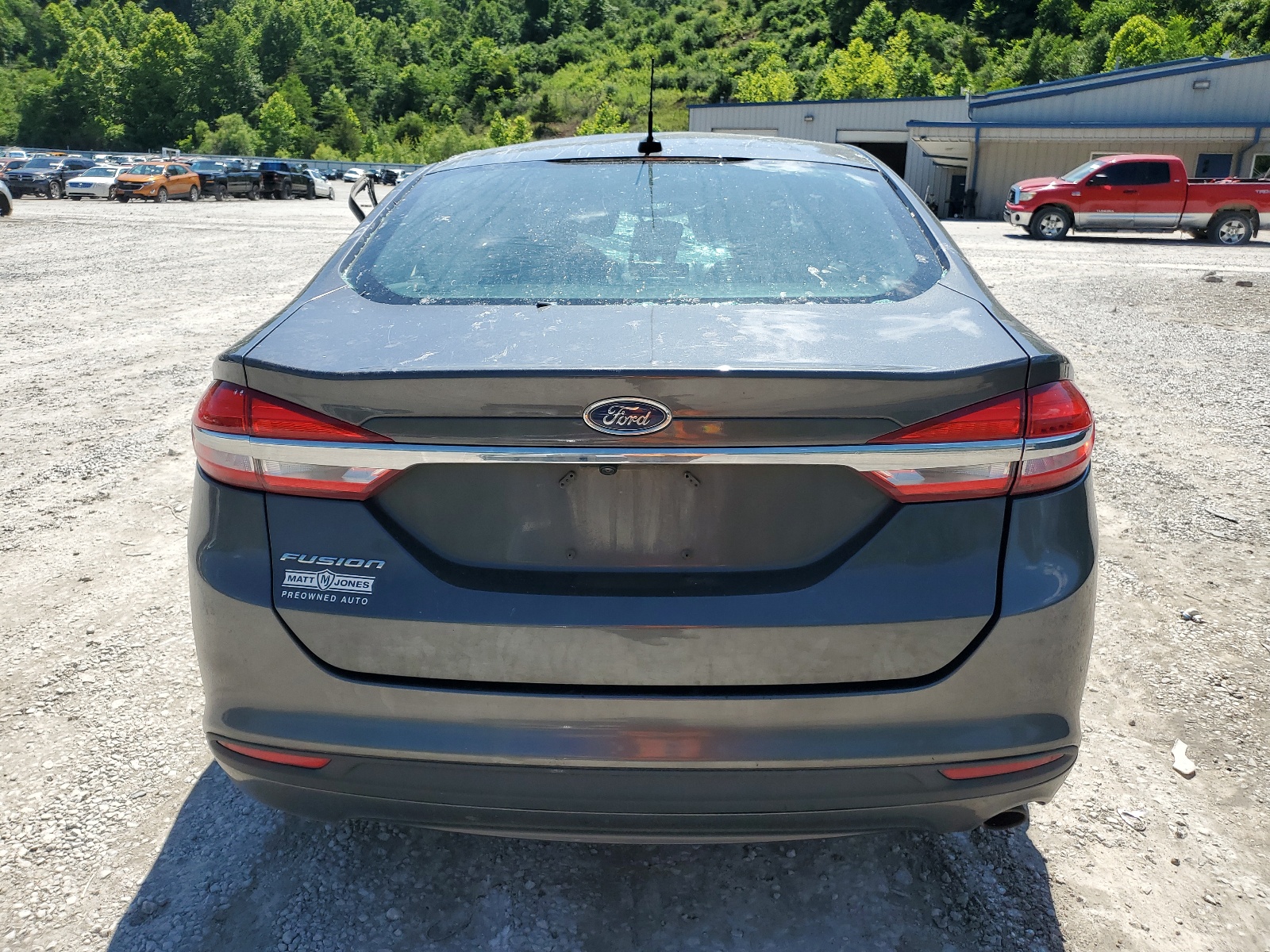 2017 Ford Fusion S vin: 3FA6P0G72HR108825