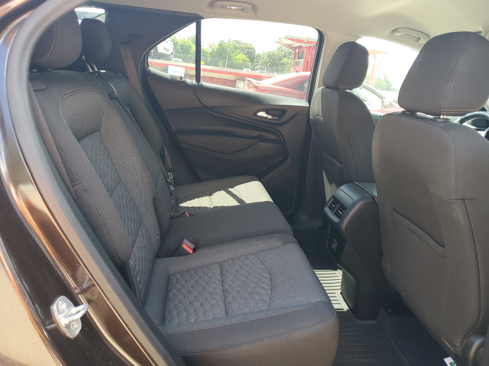 2GNAXUEV7L6156017 2020 Chevrolet Equinox Lt