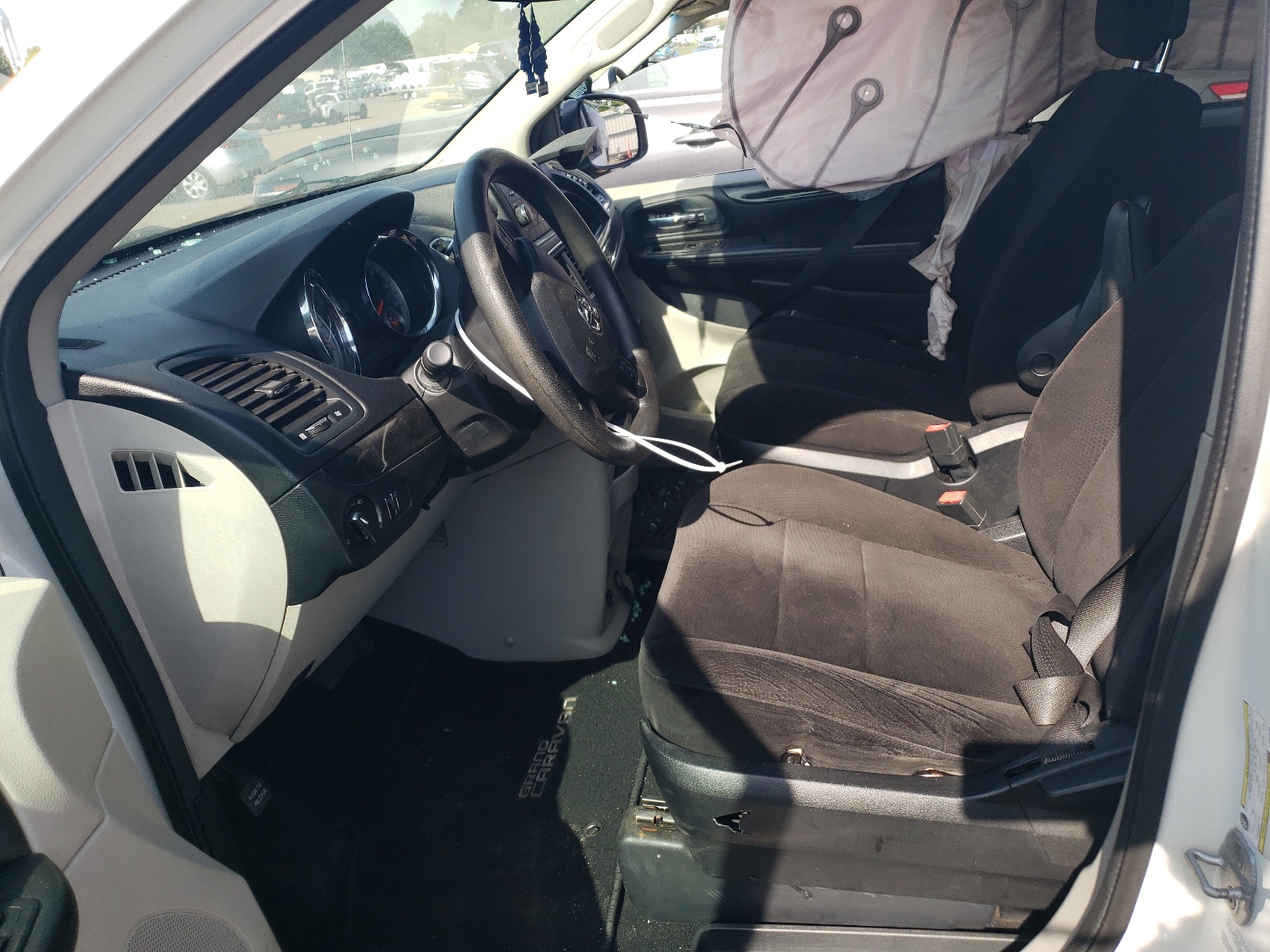 2C4RDGBG4DR643168 2013 Dodge Grand Caravan Se