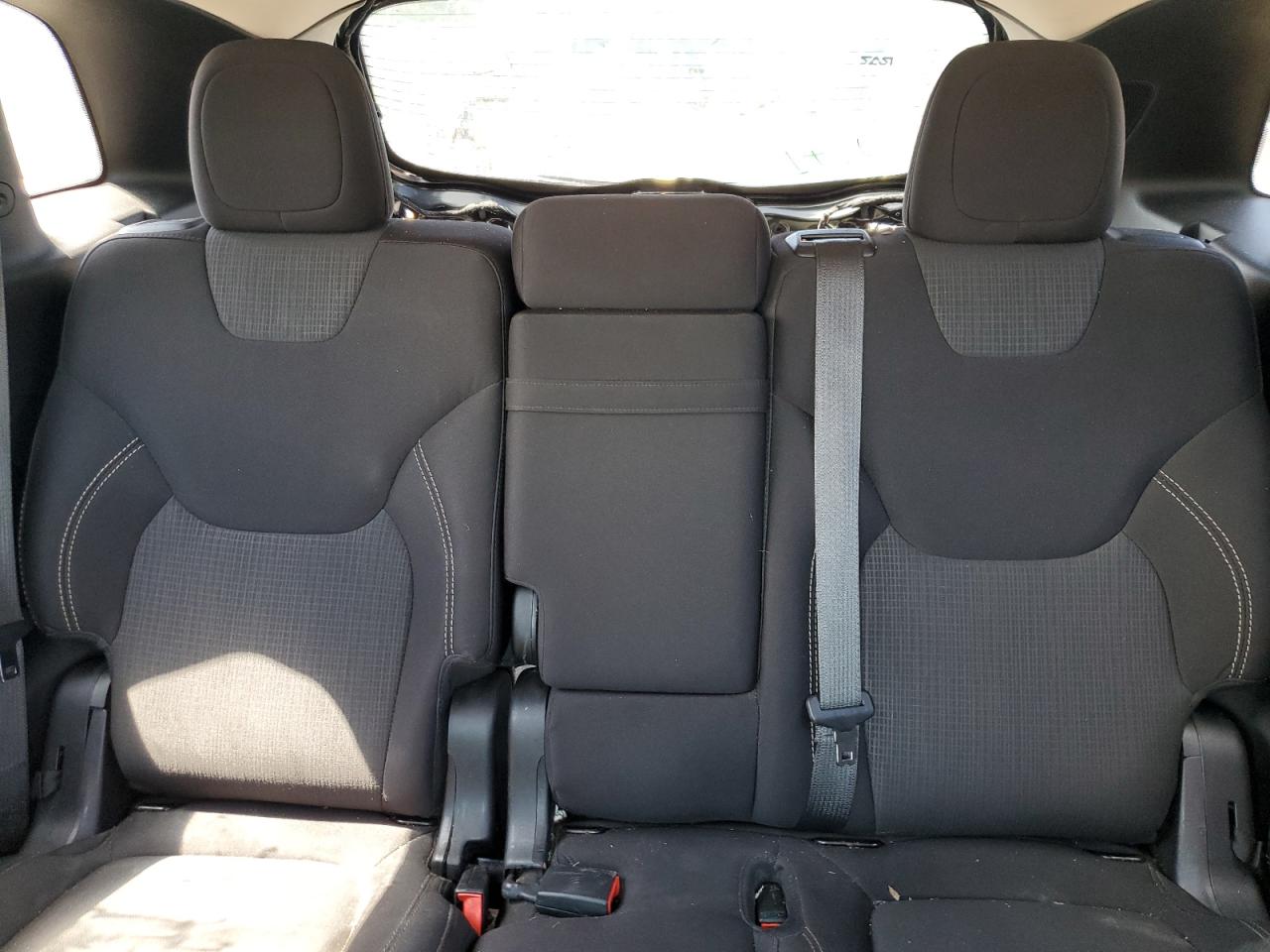 2015 Jeep Cherokee Latitude VIN: 1C4PJLCB5FW655836 Lot: 57321684