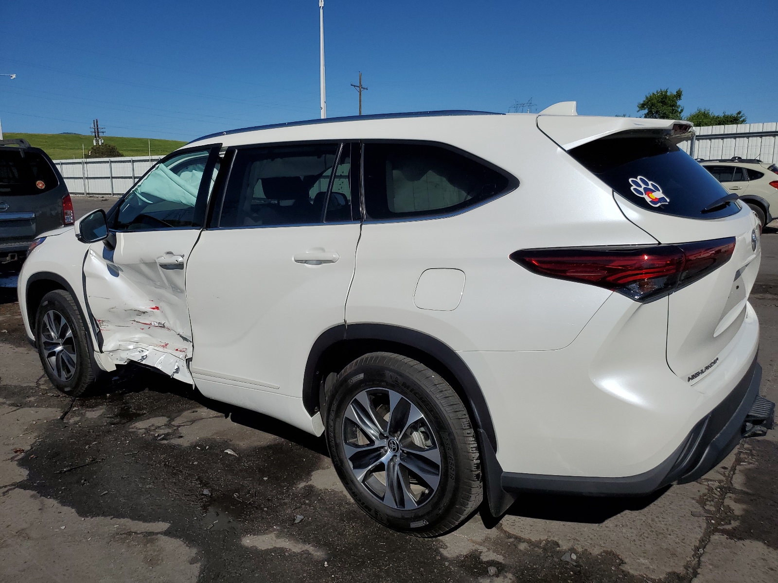 2020 Toyota Highlander Xle vin: 5TDHZRBH9LS047464