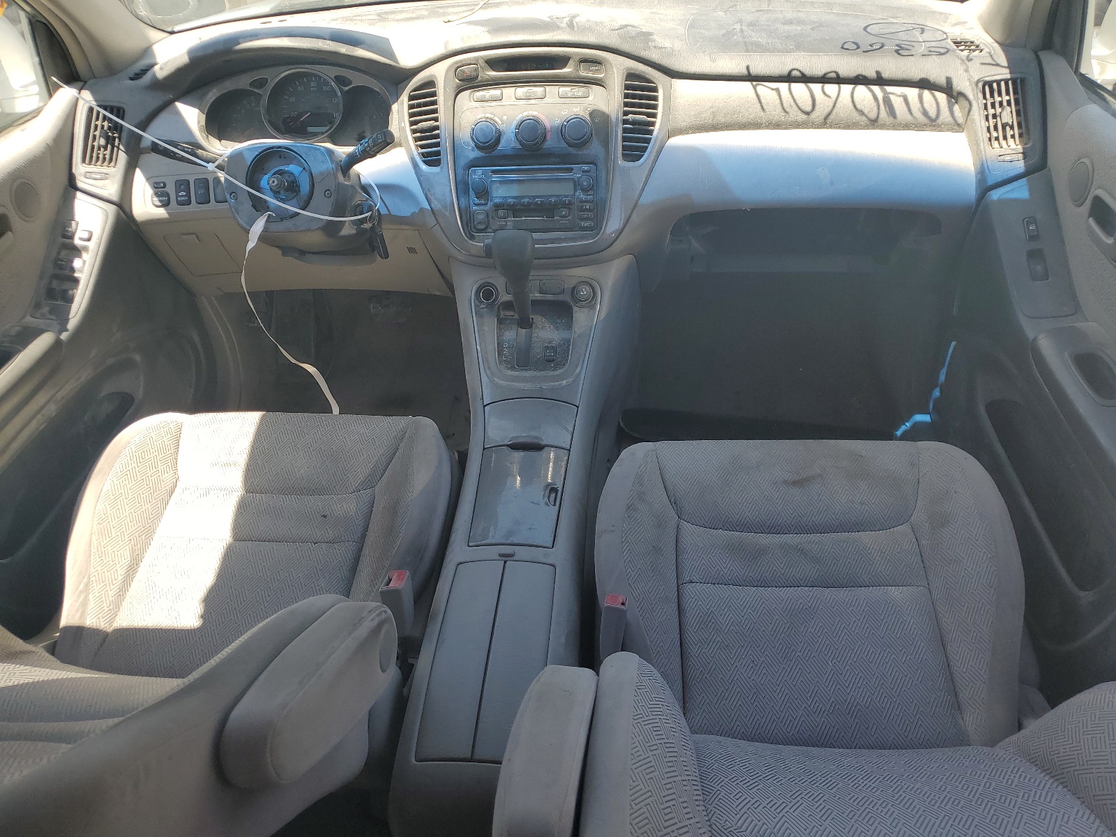 JTEHF21A730123217 2003 Toyota Highlander Limited