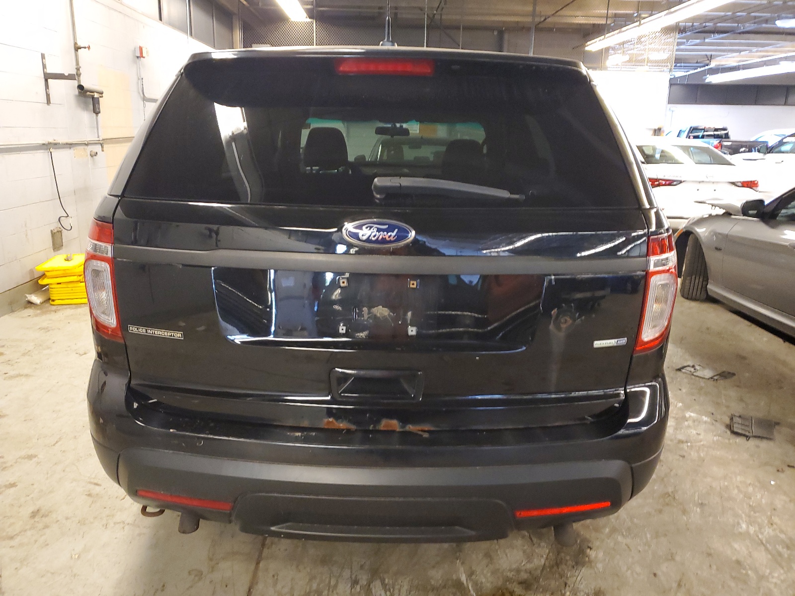 2014 Ford Explorer Police Interceptor vin: 1FM5K8AR9EGB85459