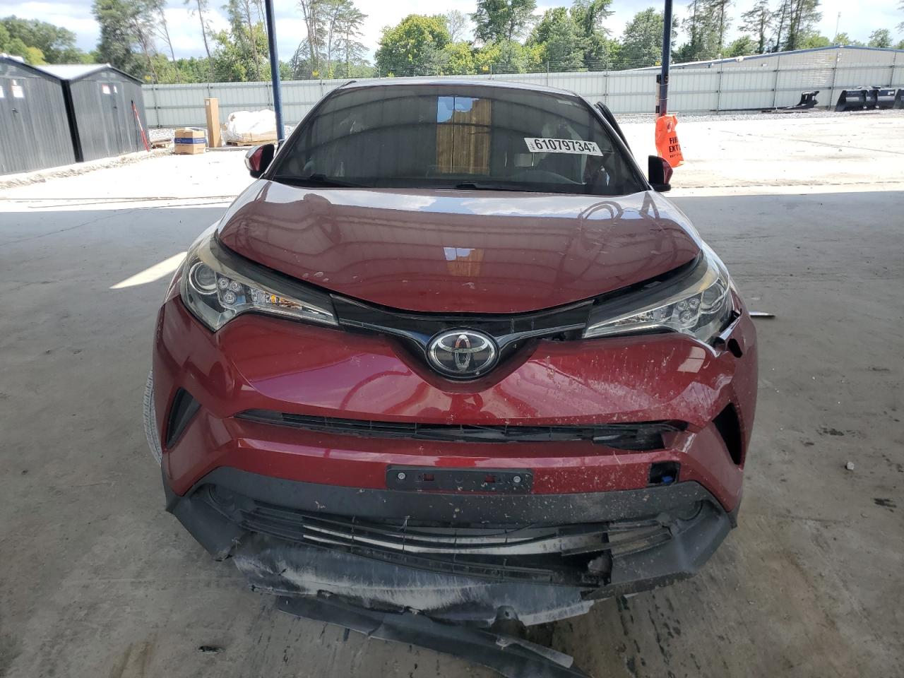 VIN NMTKHMBX1JR040944 2018 TOYOTA C-HR no.5