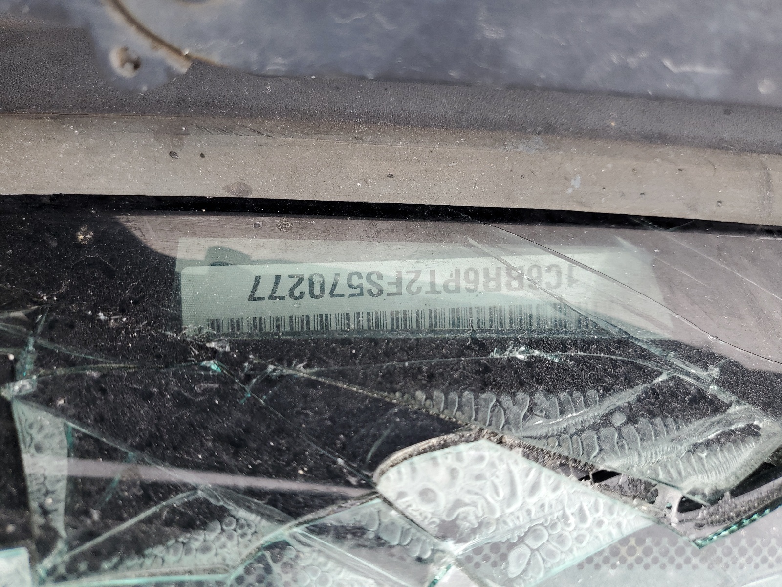 1C6RR6PT2FS570277 2015 Ram 1500 Longhorn