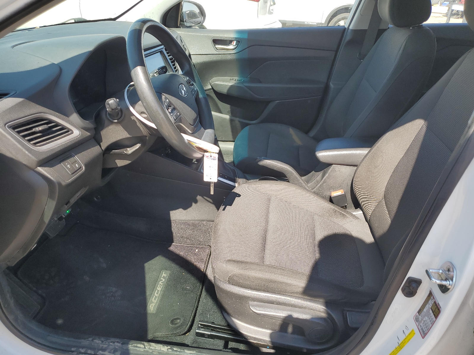 3KPC24A37KE060777 2019 Hyundai Accent Se