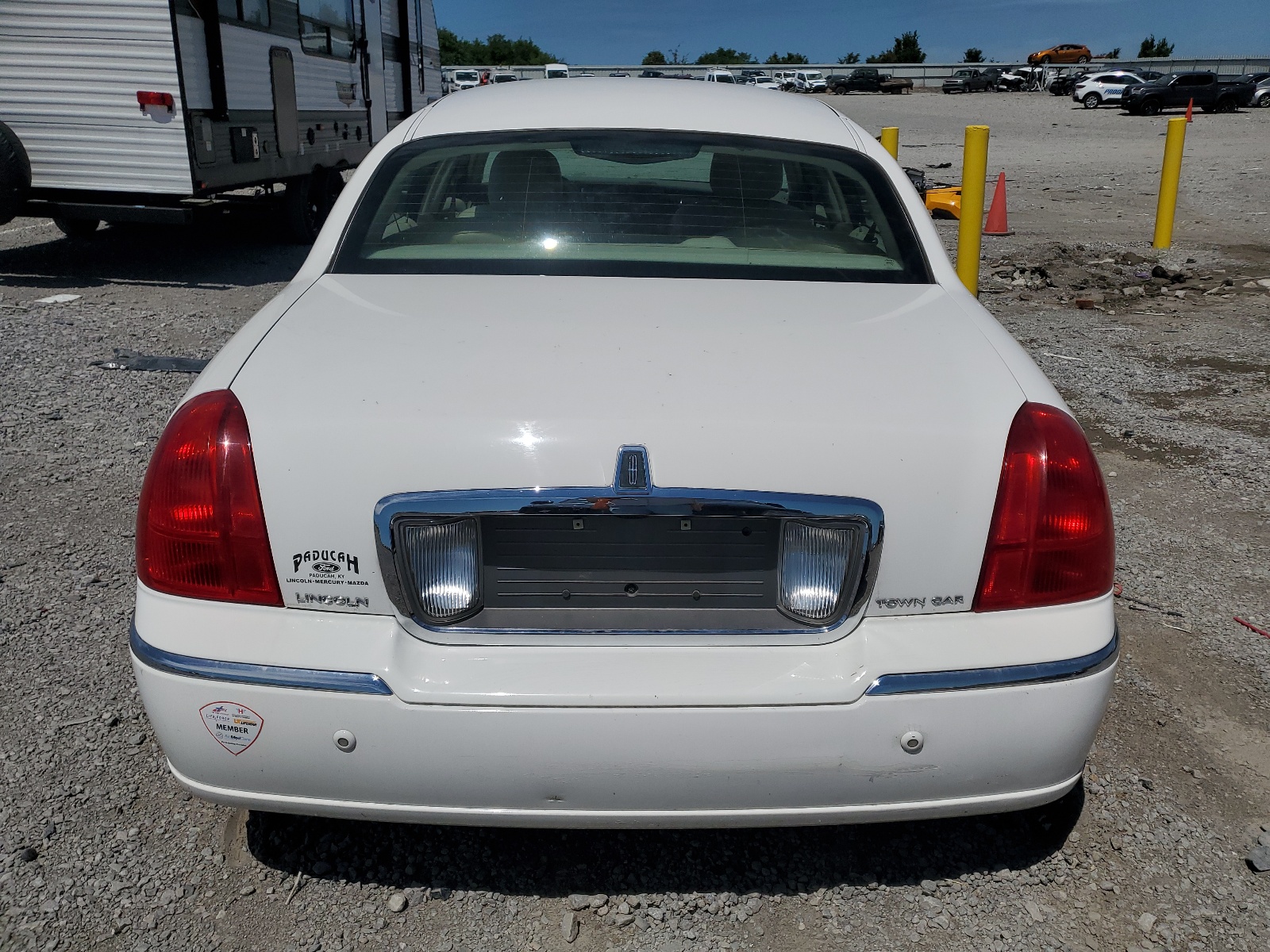 1LNHM81W55Y666607 2005 Lincoln Town Car Signature