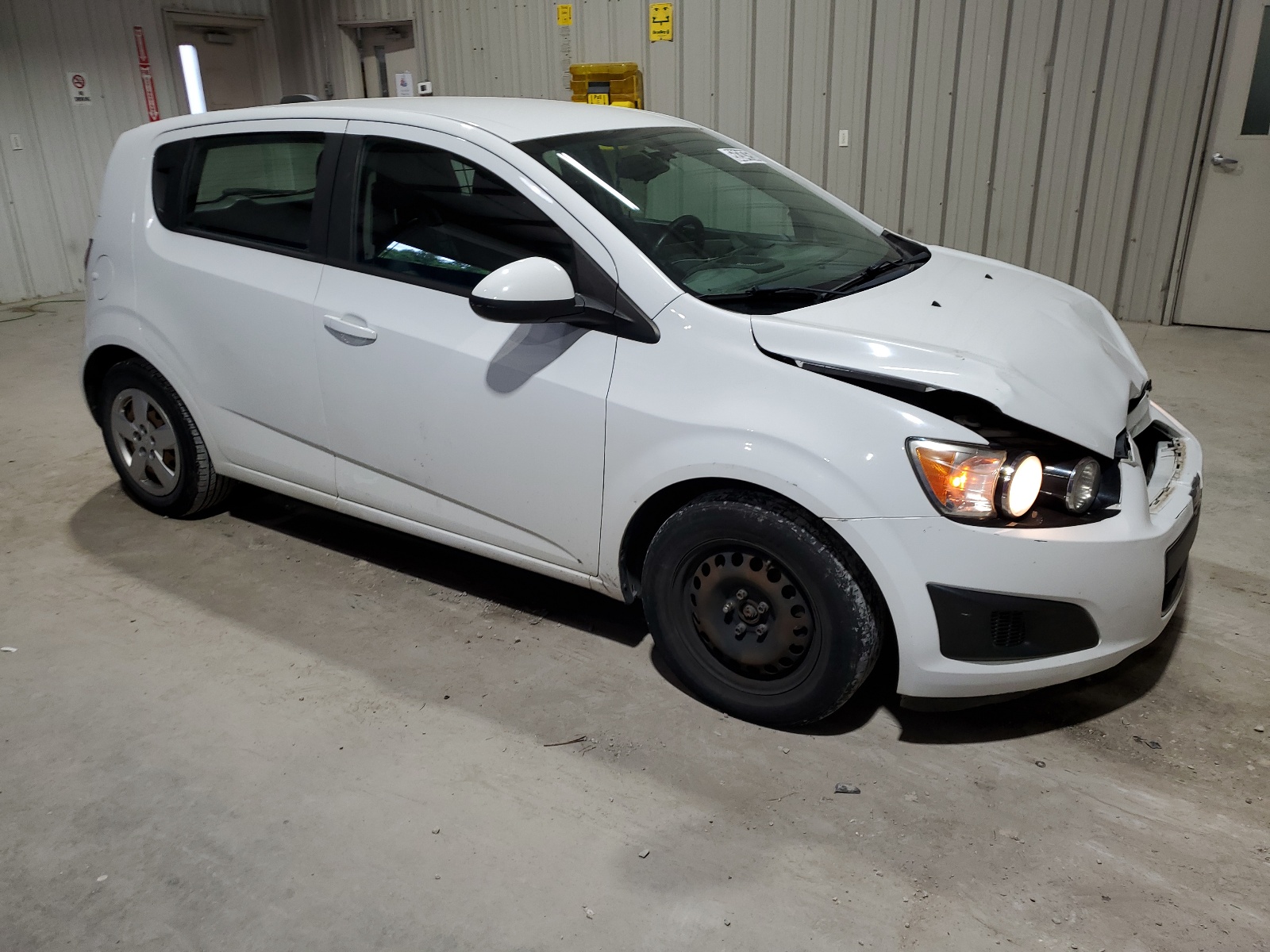 2015 Chevrolet Sonic Ls vin: 1G1JA6SH4F4133474