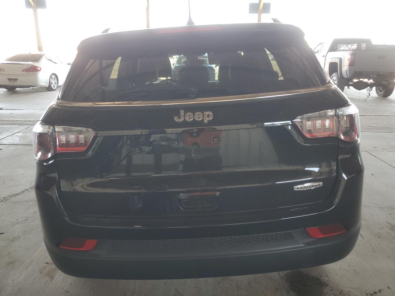 3C4NJCBB1NT139017 2022 Jeep Compass Latitude