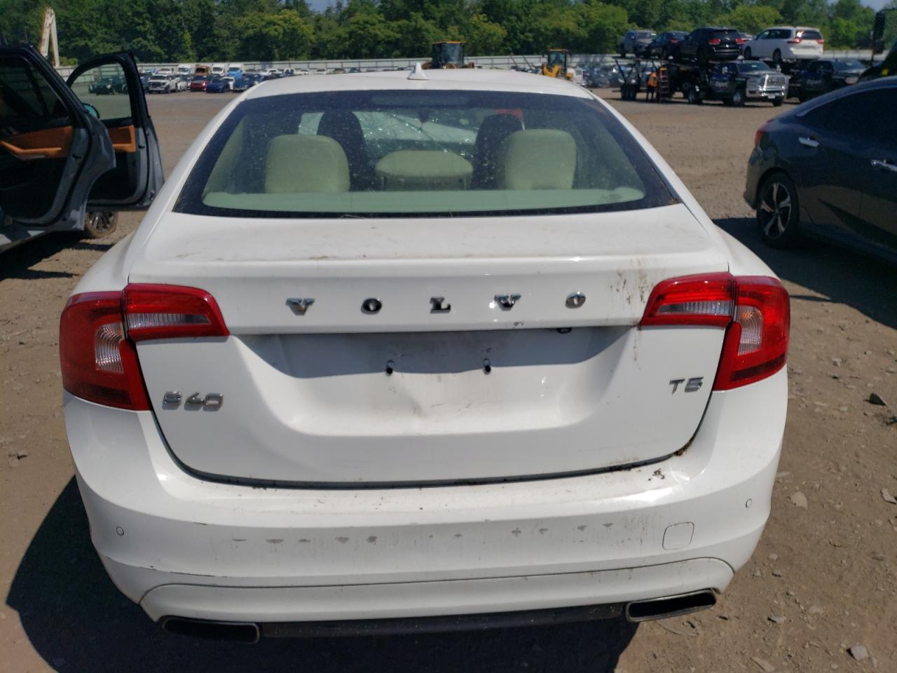 YV126MFK1G2398464 2016 Volvo S60 Premier