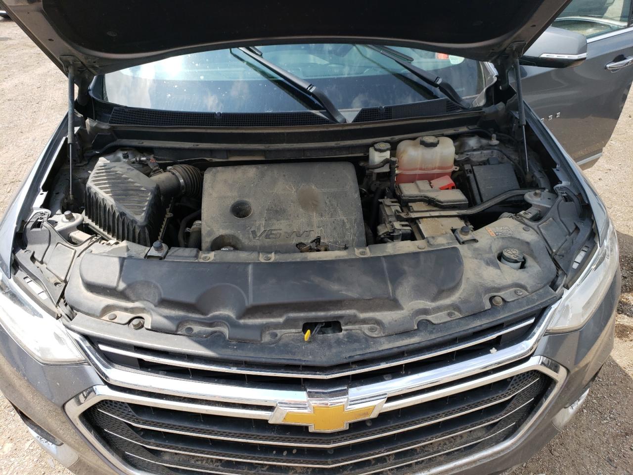 1GNEVJKW9JJ191581 2018 Chevrolet Traverse Premier