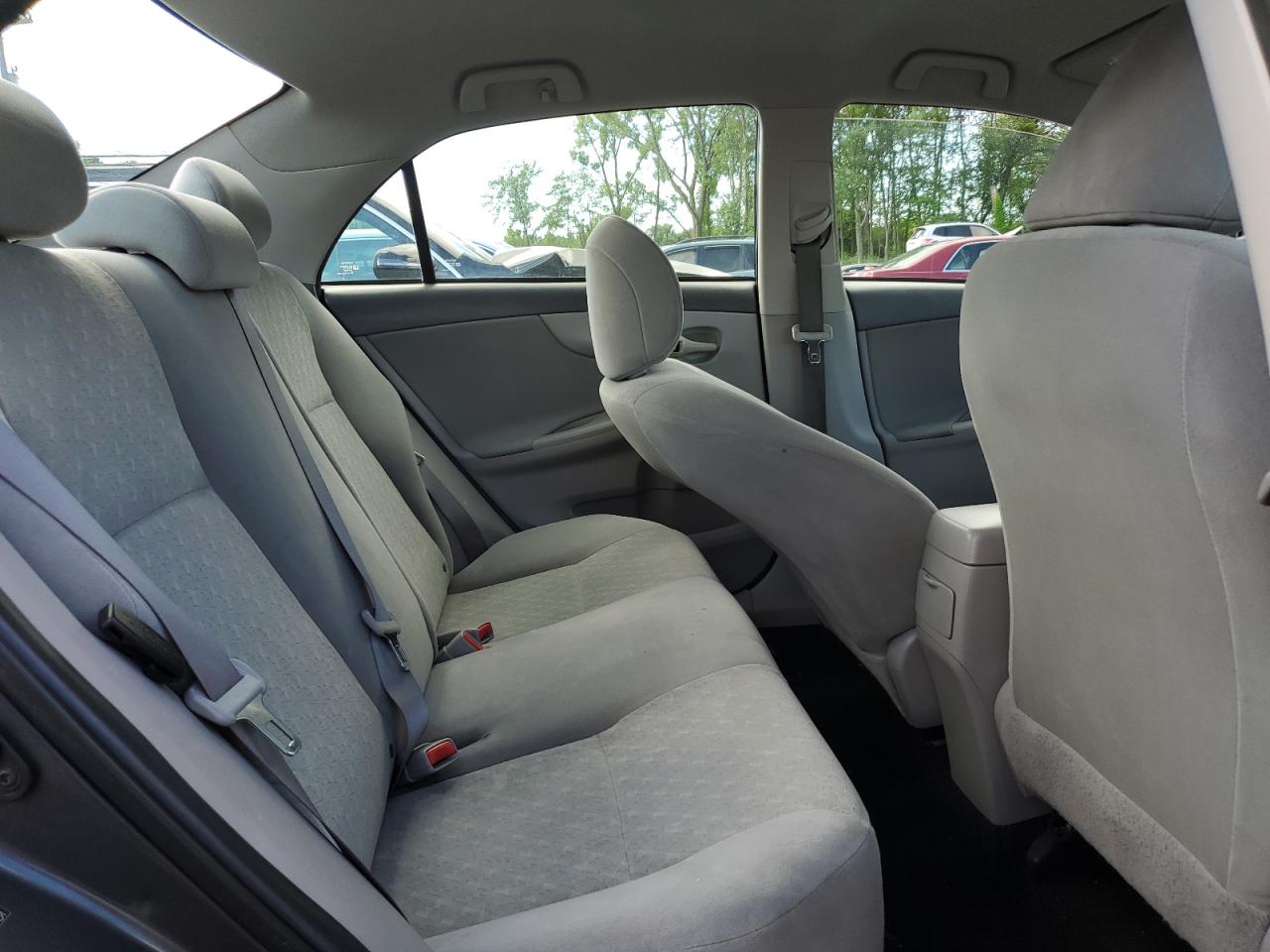 2010 Toyota Corolla - Image 10
