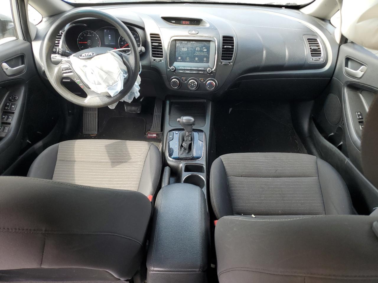 2018 Kia Forte Lx VIN: 3KPFL4A73JE267162 Lot: 61171194