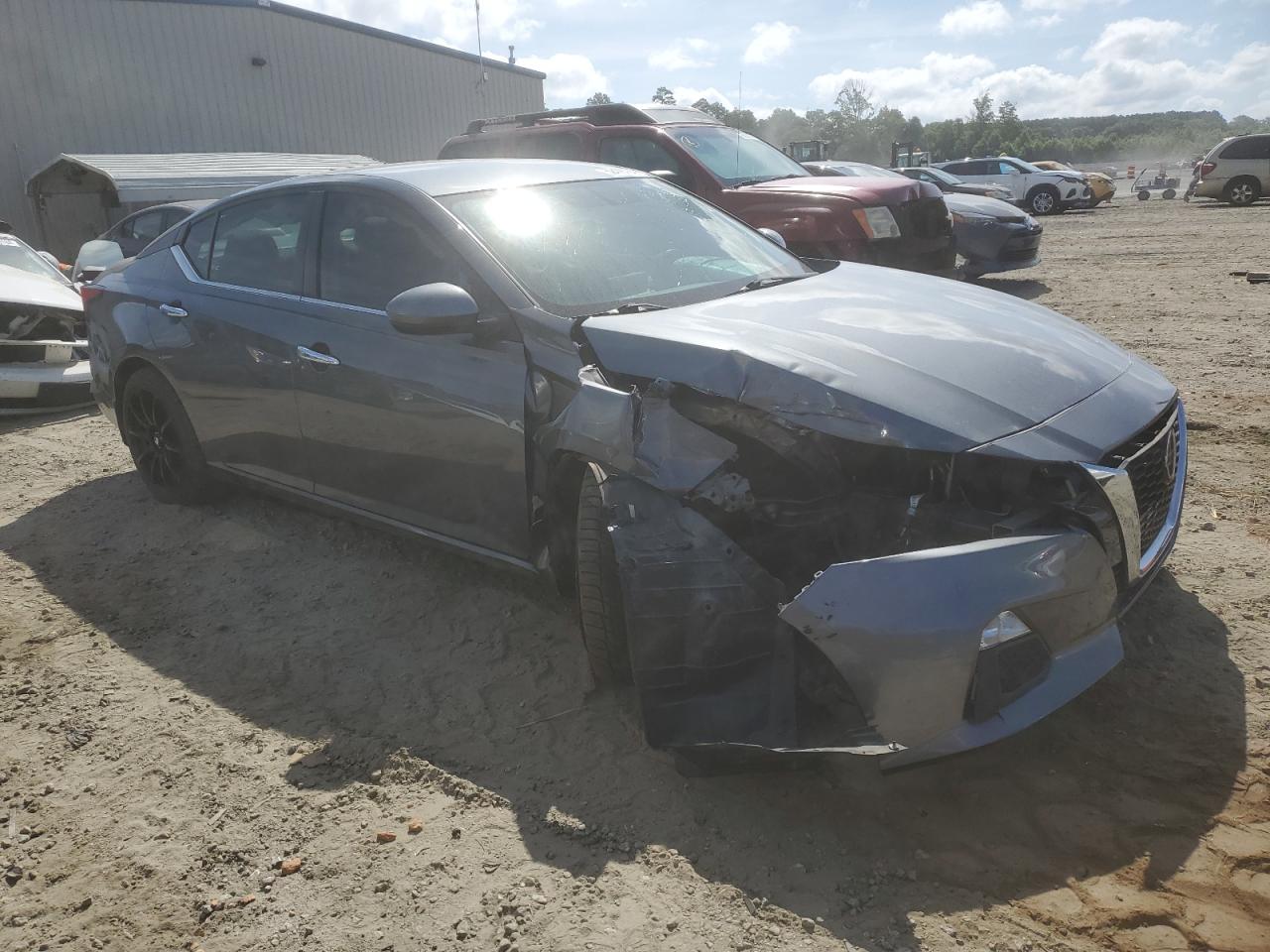 1N4BL4BV9LC112417 Nissan Altima S 4