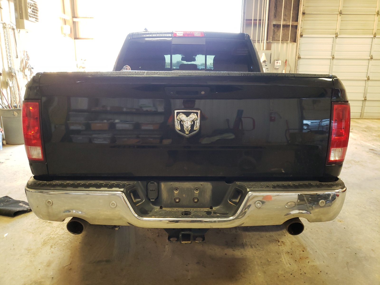 1C6RR6LT8HS512408 2017 Ram 1500 Slt