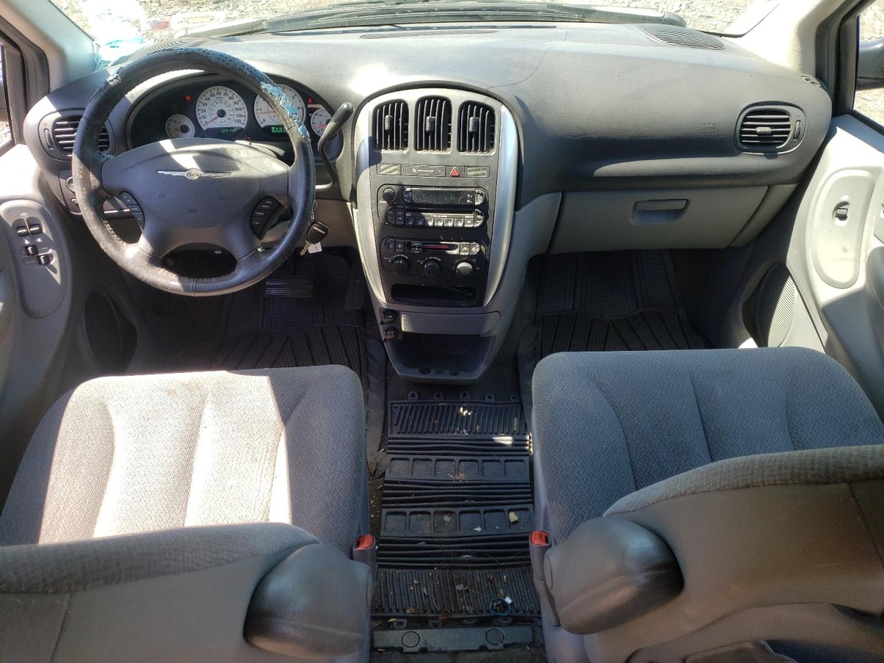 2005 Chrysler Town & Country Touring VIN: 2C4GP54L85R325178 Lot: 61269374