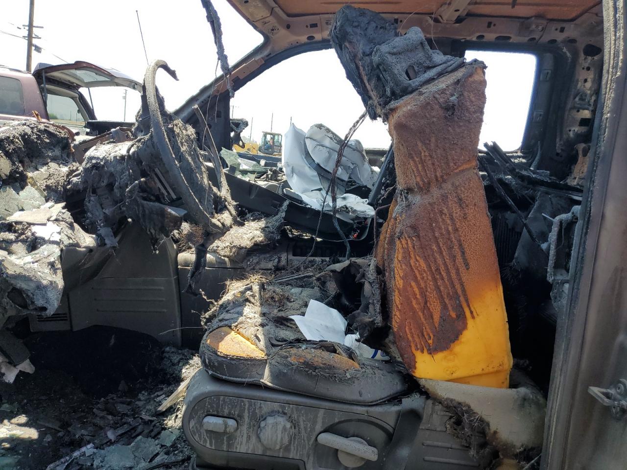 2005 Ford F150 VIN: 1FTPX12545NA02076 Lot: 58756034