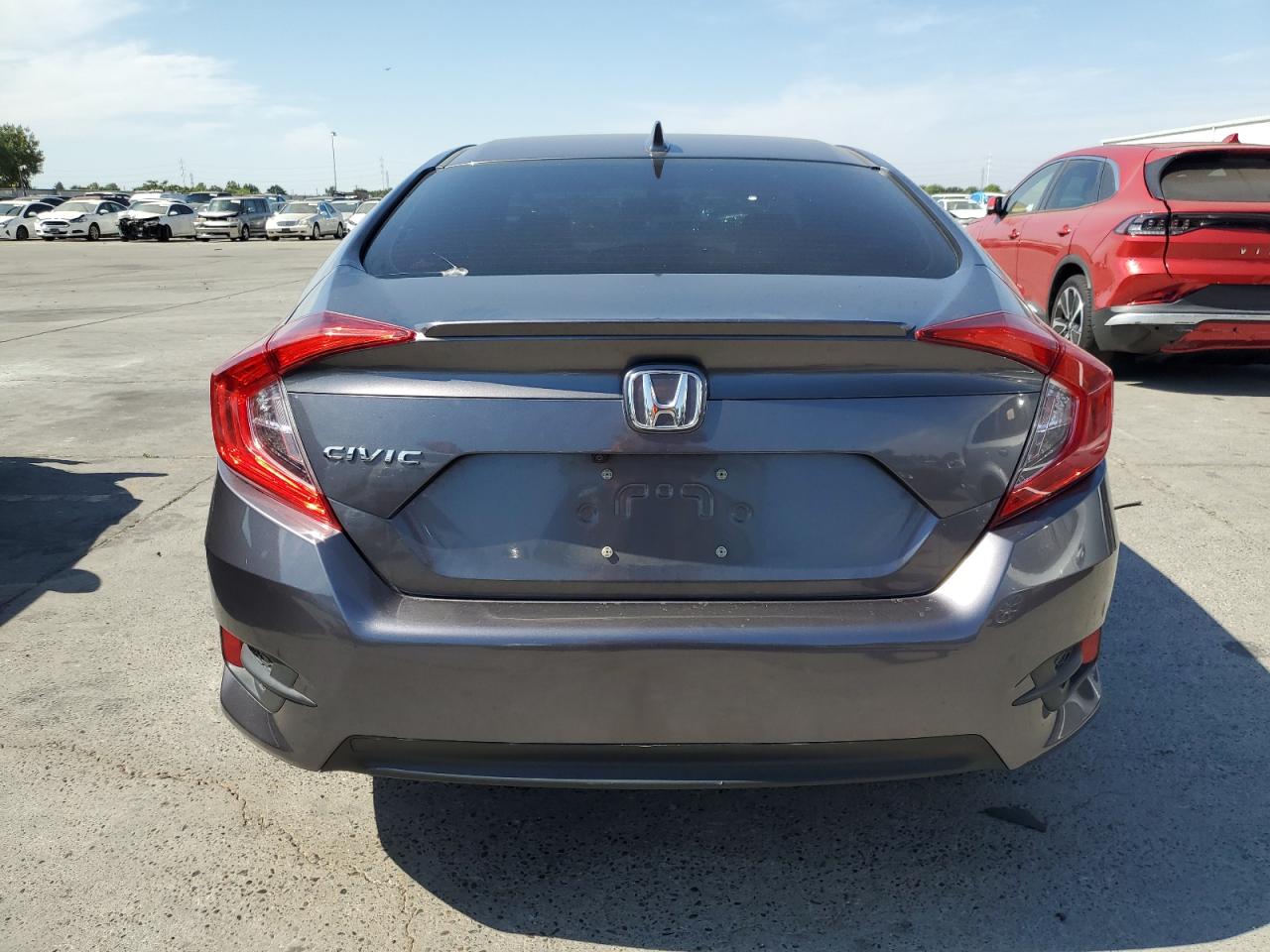 JHMFC1F36JX010290 2018 Honda Civic Ex