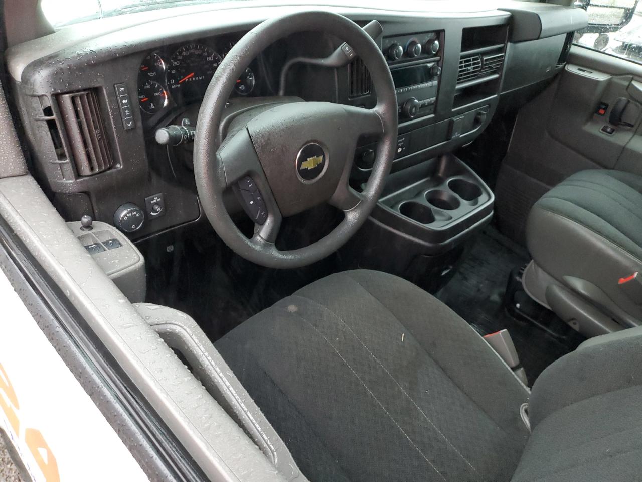 2021 Chevrolet Express G2500 VIN: 1GCWGAFP2M1256818 Lot: 60046634