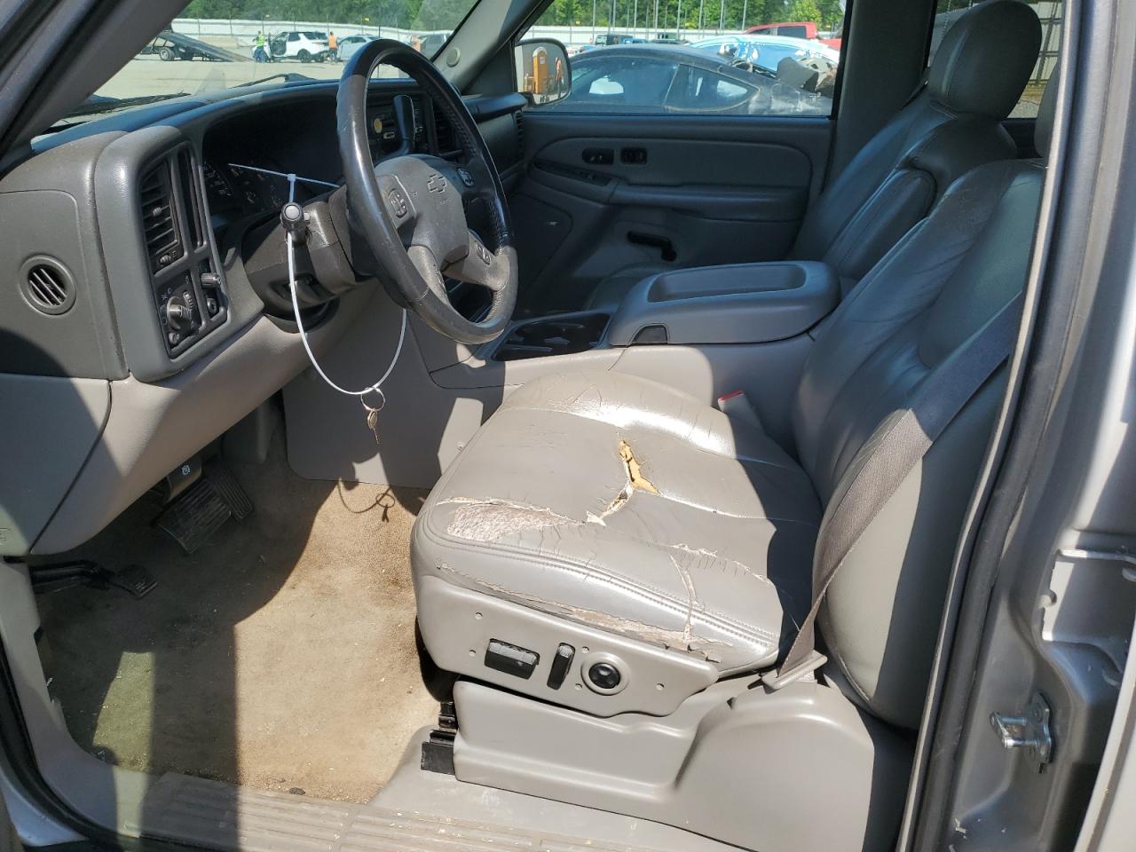 2005 Chevrolet Tahoe C1500 VIN: 1GNEC13T75R154286 Lot: 54492164