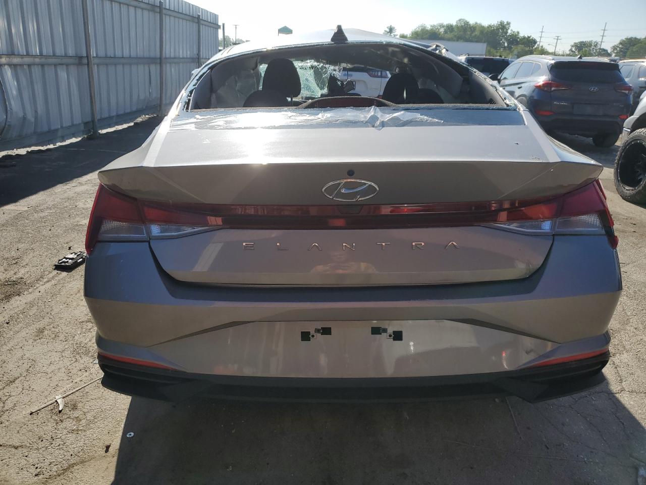 KMHLL4AG2PU545557 2023 Hyundai Elantra Se