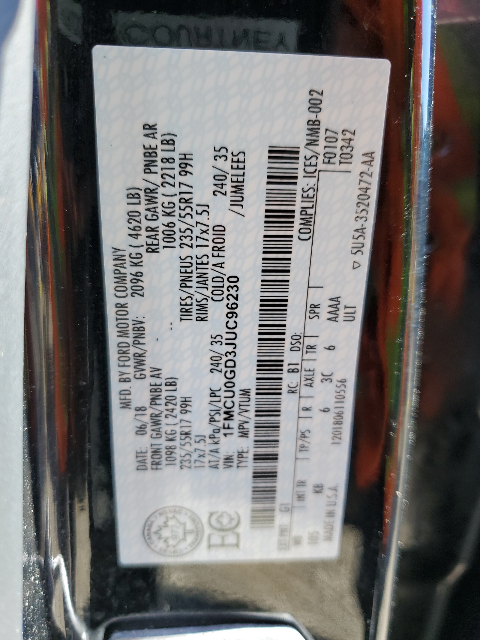 1FMCU0GD3JUC96230 2018 Ford Escape Se