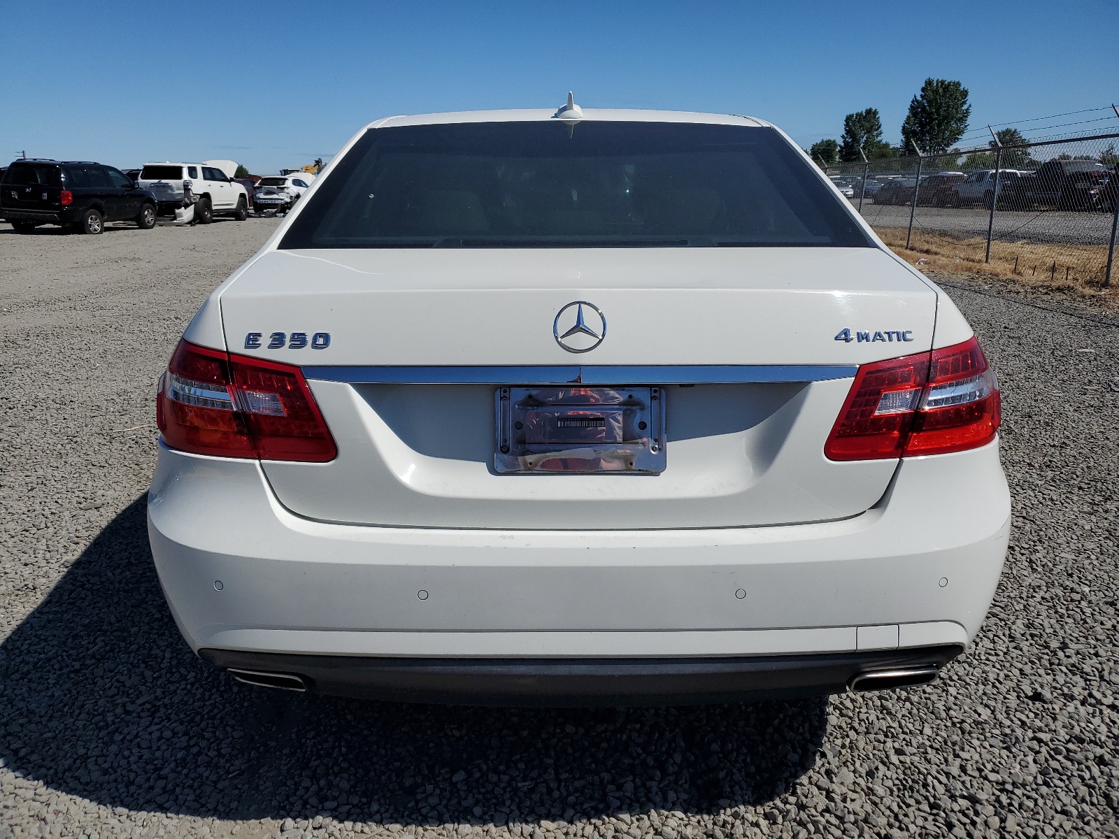 WDDHF8HB6BA477539 2011 Mercedes-Benz E 350 4Matic