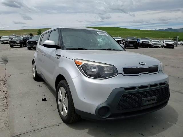 2016 Kia Soul VIN: KNDJN2A28G7827554 Lot: 55884824